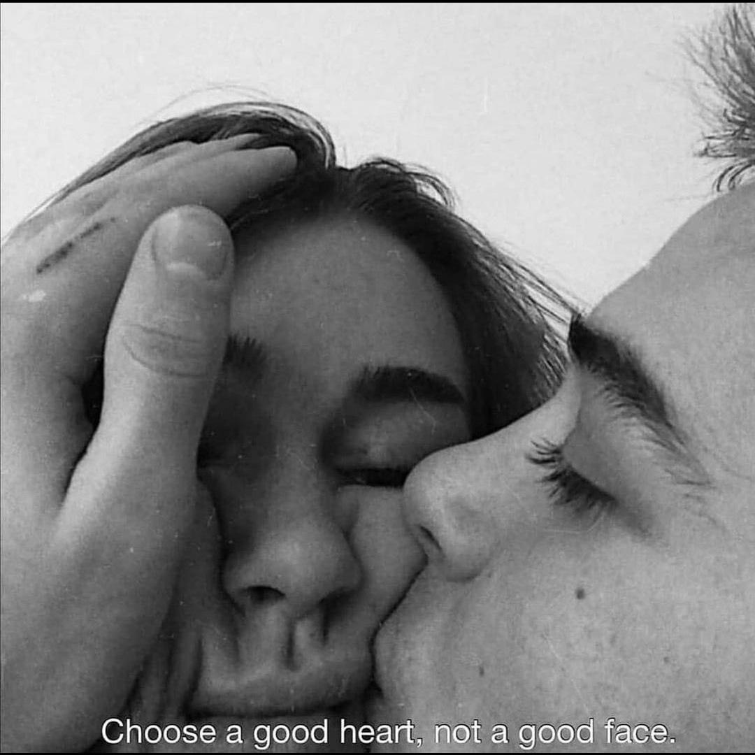twainee_'s tweet photo. If you chose a man with a good heart you will be happy forever 

Choose a good heart and not a good face 🌷 https://t.co/muY2I5D7dz