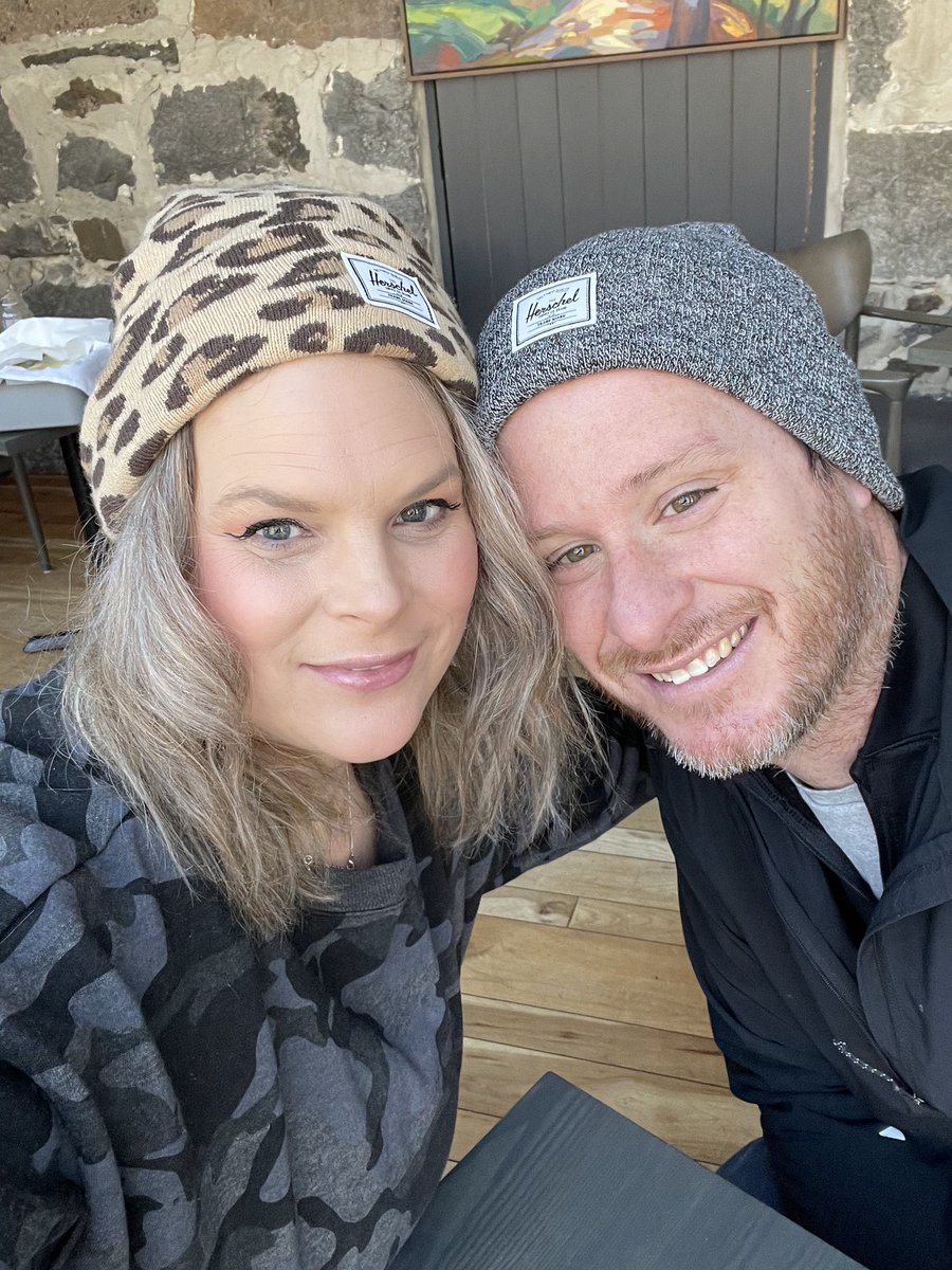 Congratulations to this amazing women &amp; phenomenal educator on her #ocsbDirectorofEducation nomination. I can’t say enough about the many blessings she has brought to me personally and to our <a href="/AssisiOCSB/">St. Francis of Assisi School</a> community. #ocsbGrateful Thank you <a href="/sharringtonFRA/">Samantha Harrington (she/her)</a>!