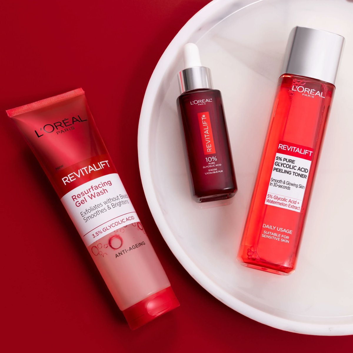 Looking to step up your skincare regime? Smooth and brighten your skin layer by layer with the NEW @LOrealParisUK Revitalift Glycolic 3 step regime! 😍 Shop here: bit.ly/3L3No6z