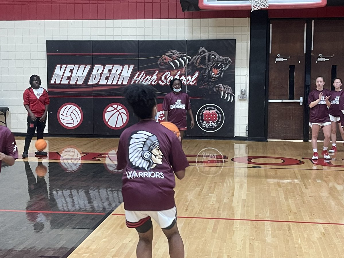 JTBCrocs tweet media