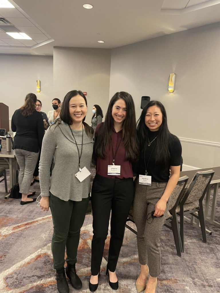 So exciting to see my former medical students and fellow @JeffersonUniv alumni at #SWIU22 accomplishing great things! #womeninurology @JenniferNauheim @michelleshengmd @JEFFUrology