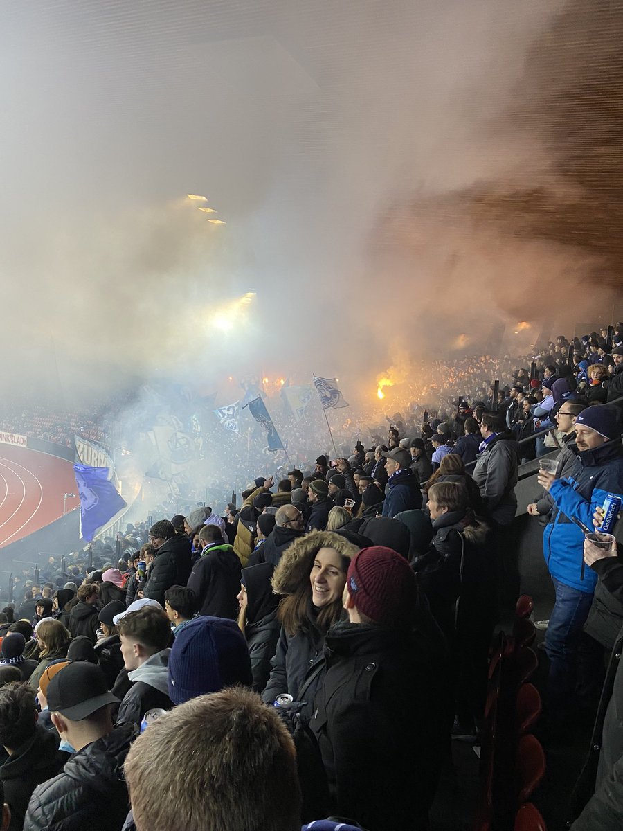 mattivanaelten's tweet photo. Zwitsers voetbalweekend deel 1/2
Stadsderby Grashoppers - FC Zürich https://t.co/dJk9OKtTpk