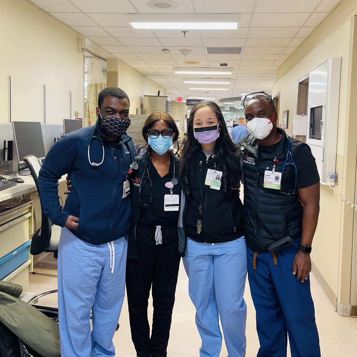 Got my people with me 🖤✊🏾