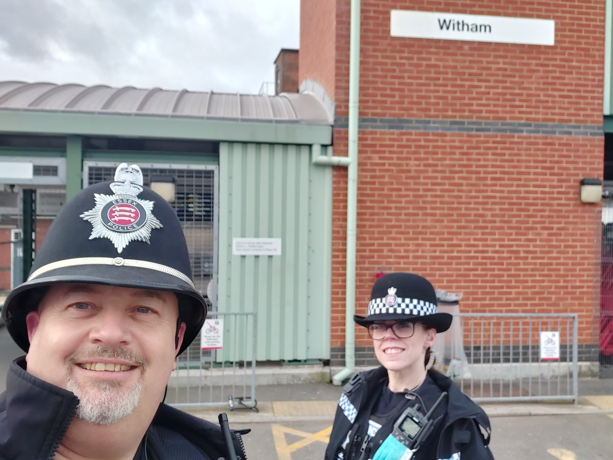 EPWitham's tweet photo. After our Witham Community Beat Surgery @WithamHub we carried out high visibility foot patrols through the town &amp; #RiverWalk. We found the owner of a lost purse handed to us by a kind member of public. Vehicle checks &amp; a visit to the train station @town_witham #YouSaidWeDid https://t.co/AZRqDYQp2h