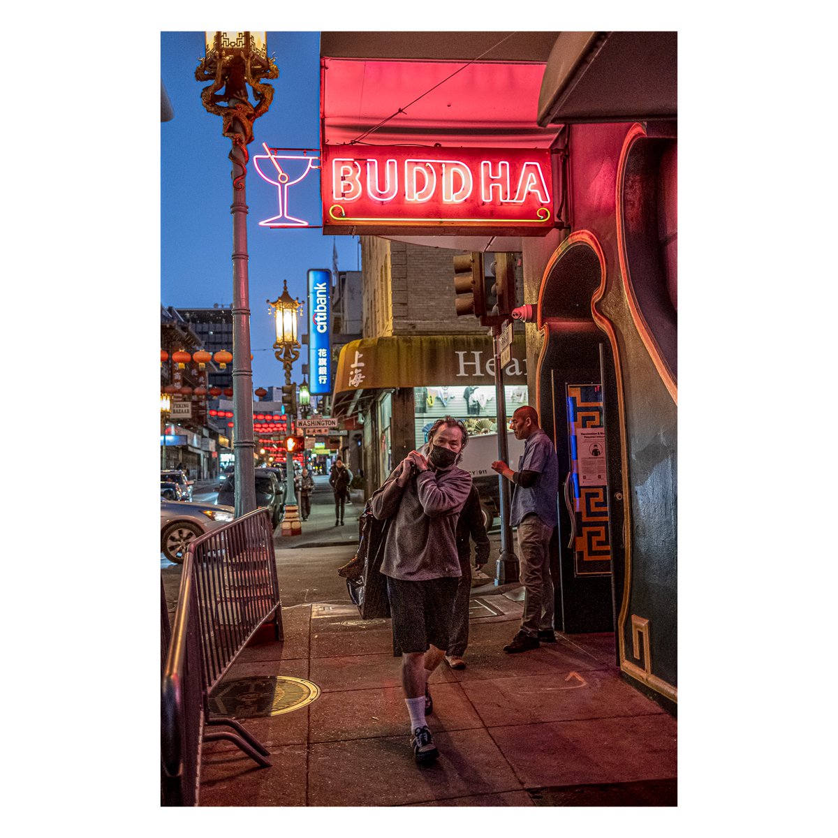 TCerverisPhoto's tweet photo. "Only carry burdens which also carry you." - Buddha 
#2022tcp #streetphotography #photography #street #photooftheday #photo #photographer #streetstyle #urbanphotography #streets #life #city #streetphotographer #streetphoto #chinatown #chinatownsf #chinatownsfo https://t.co/4FLYrwdVr7