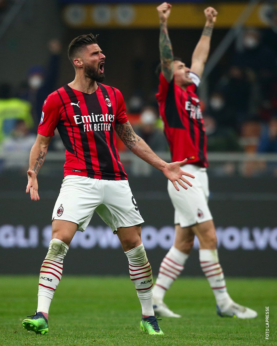 SerieA_EN's tweet photo. Good morning ☕🔴⚫

@acmilan #InterMilan #SerieA💎 #WeAreCalcio https://t.co/0W8vBpYKg8