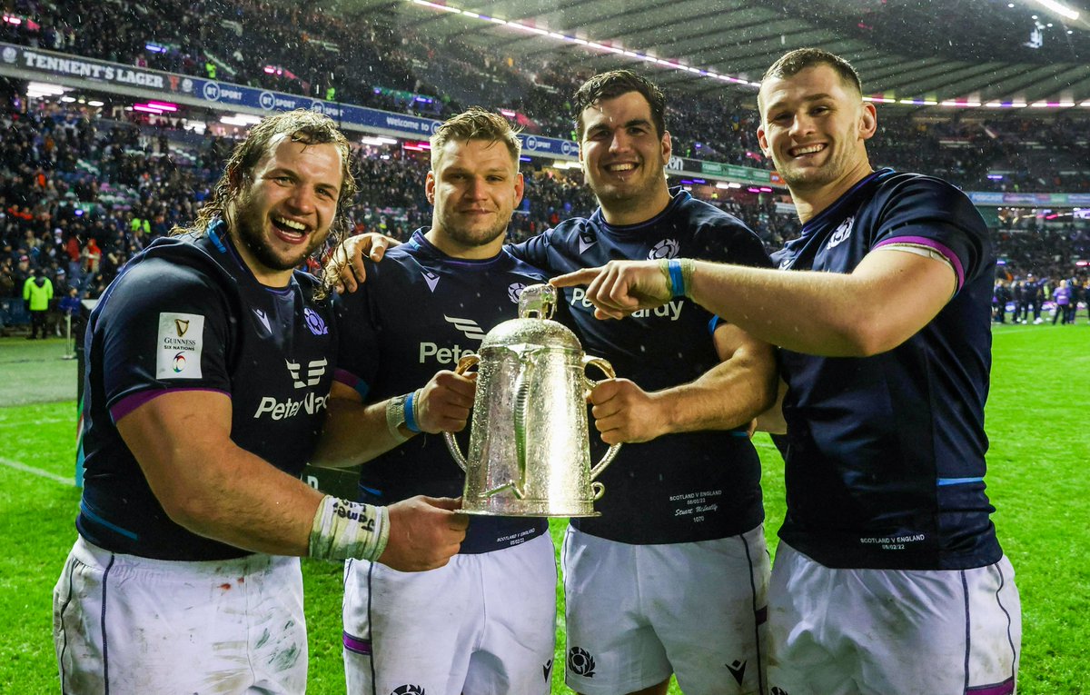 Scotlandteam's tweet image. History 🏆🏆

Scotland earn back-to-back Calcutta Cup victories for the first time since 1984!

#AsOne