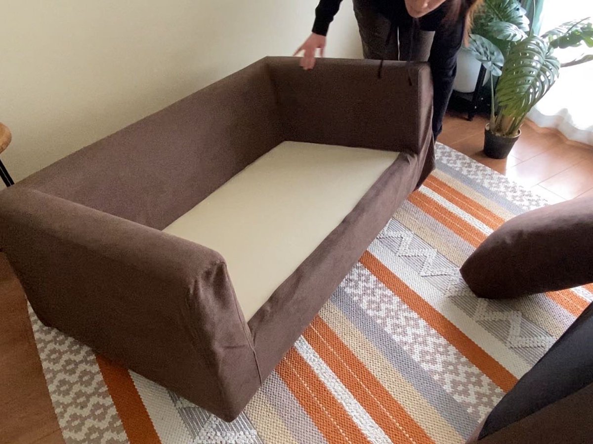 WithSOFA_1's tweet photo. B471カバーリングソファー
カバー交換中😁
#洗える
#カバーリング
#withsofa
商品ページはこちら
https://t.co/fgGDyCN7c0 https://t.co/NNKnbgbpBq