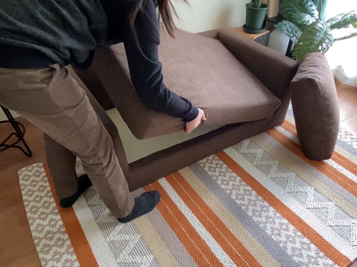 WithSOFA_1's tweet photo. B471カバーリングソファー
カバー交換中😁
#洗える
#カバーリング
#withsofa
商品ページはこちら
https://t.co/fgGDyCN7c0 https://t.co/NNKnbgbpBq