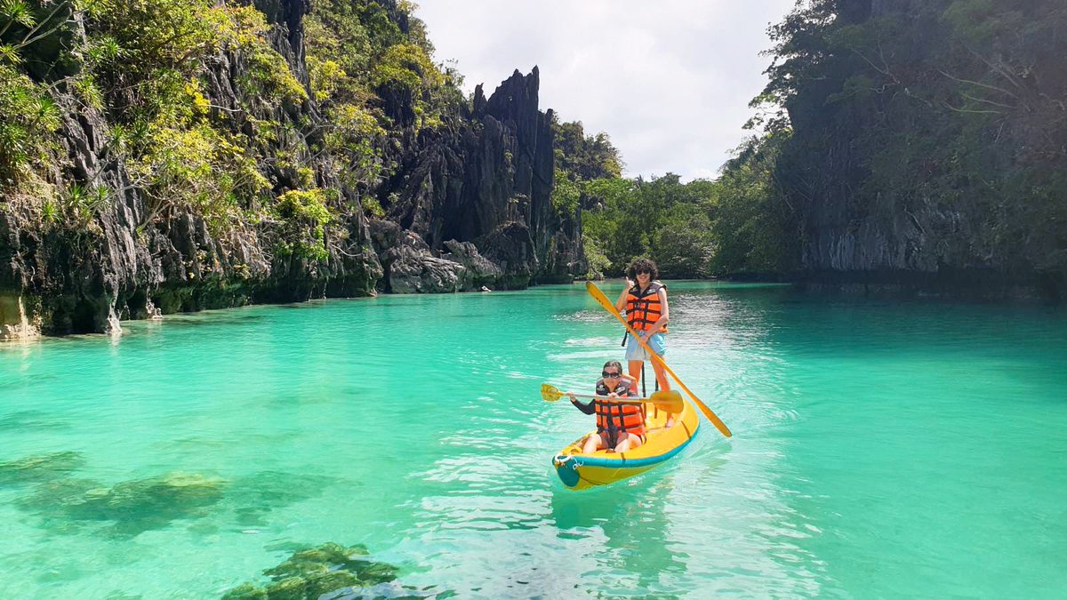 aptelnido's tweet photo. Enjoy no-filter, picture-perfect lagoons! π Part of the El Nido experience are the big lagoon, the small lagoon, and the hidden lagoon. Capture those truly unforgettable snaps perfect for Valentine memories to cherish in the future!#APTexperience #APTway #APTelnido #ElNido https://t.co/5HwTSW8fsw