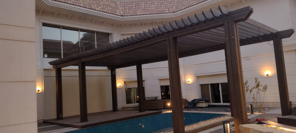 Wpc43285492's tweet photo. #الحزم_الشباب
#مظلات
برجوله من انتاج شركة مقنا للتنمية الصناعية 
الاعمده 12 * 12 و لكن كل عمود عباره عن 4 اعمده جنب بعض  12 * 12
الكمرات عباره عن 10 * 30 دبل
و السقف 5 * 20 https://t.co/zxy0DD3ZeM