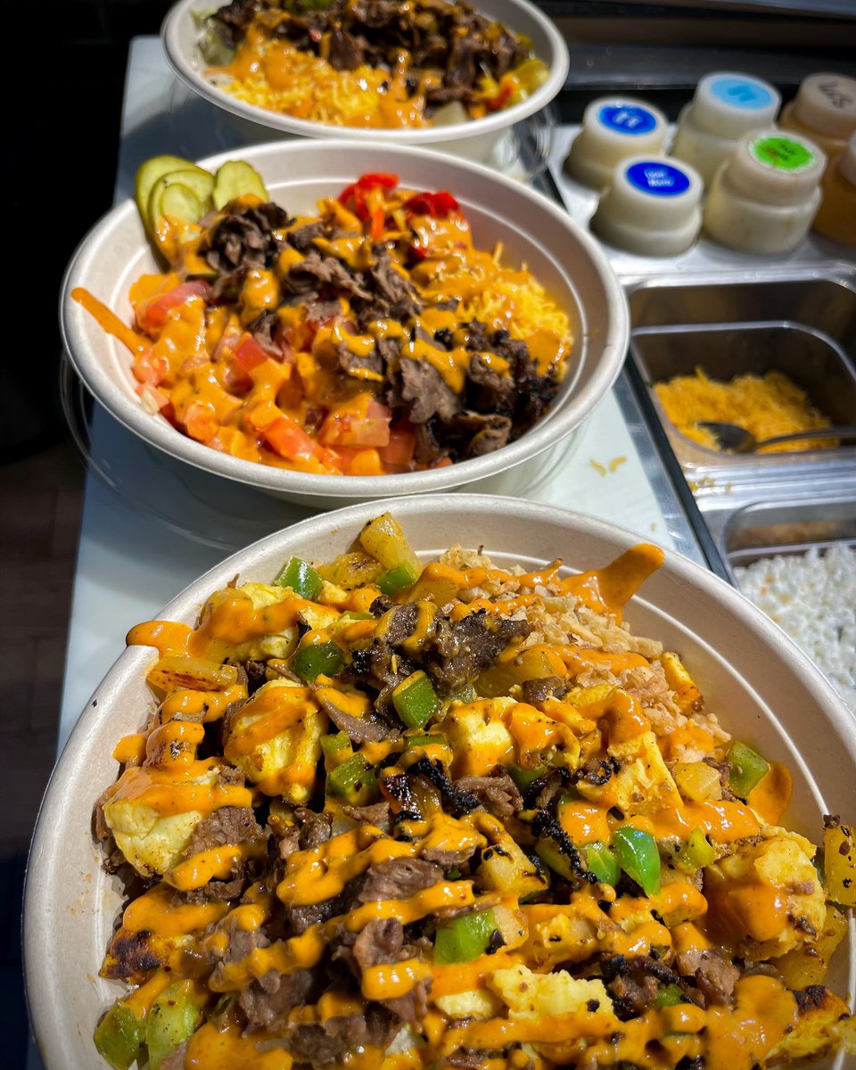 Snowy days are better with rice bowls! 🌨🍚 Stop by today or use one of our delivery services to get it to your door! #doordash #skipthedishes #delivabite #pitapit #miramichi #lunch