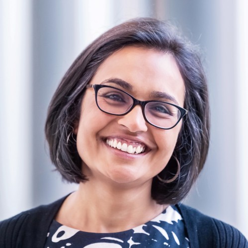 ukhealthradio's tweet photo. #Nutrition for Health, #PerfectWeight & #Wellbeing hosted by @nutritionguru1 on @ukhealthradio - #Plantbased food market to grow by 11.9% by 2027. Dr Shireen Kassan & Dr. Zahra Kassan about eating plant based & the scientific Q&A's @plantbasedhpuk.
👉🏼 🎧 https://t.co/o1mqQff2l4 https://t.co/QPM5DpHPIe