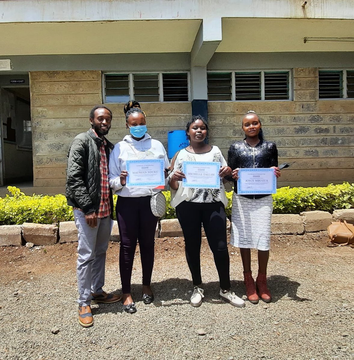 That moment when 3 of the newest <a href="/GoodKenyann/">Good Kenyan Foundation</a> grads become the newest #JeremiahScholars 🥳🧑🏿‍🎓👨🏿‍🎓👩🏾‍🎓 Cheers to your every tomorrow!! It begins with what you sow today 💚 congrats to the entire cohort 9 &amp; 10!!! We celebrate you
#DareToDream
#SFHsholars 
#PartnerForGood #HopeAndAFuture