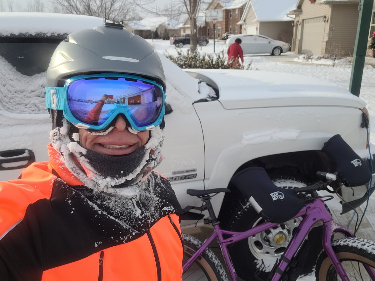 Chris Berg tweet media