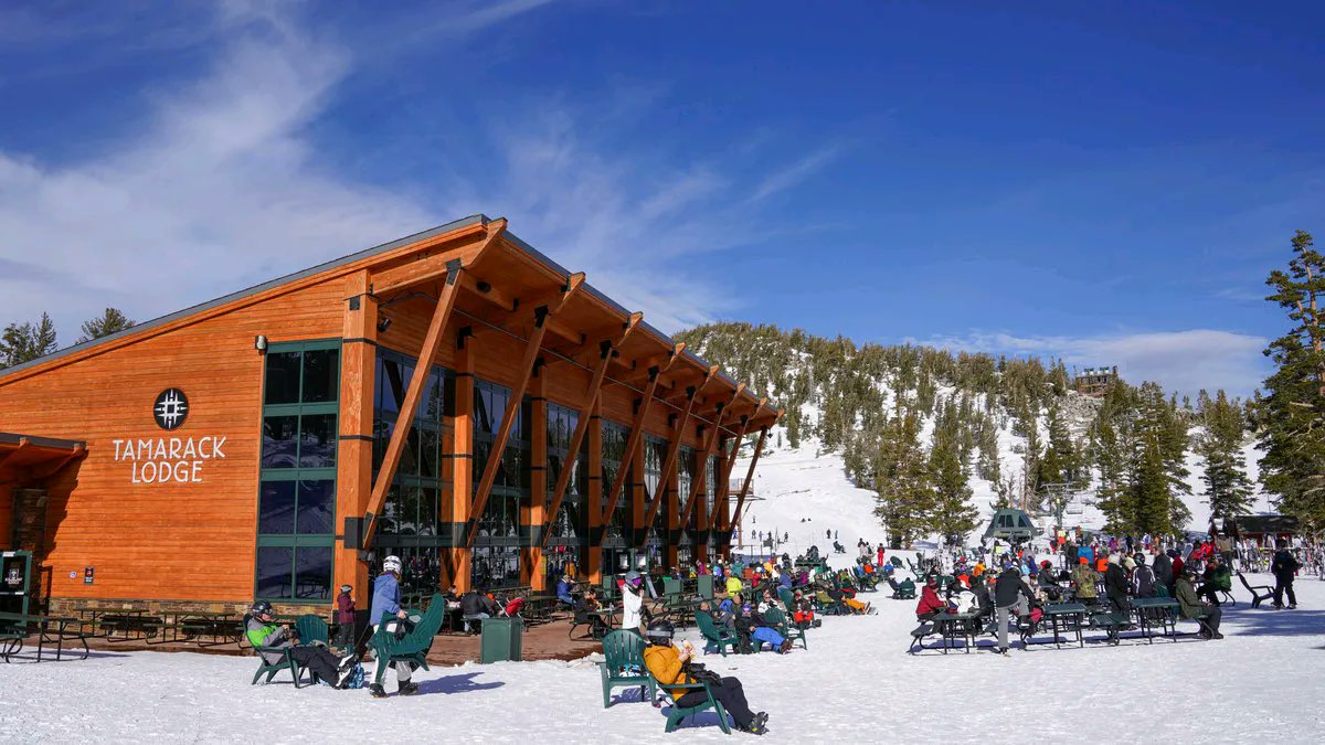 Live music options this season at Heavenly ➡️➡️ kolotv.com/2022/02/05/liv… <a href="/KOLO8/">KOLO8</a> <a href="/skiheavenly/">SkiHeavenly</a> <a href="/TahoeSouth/">Basecamp Tahoe South</a>