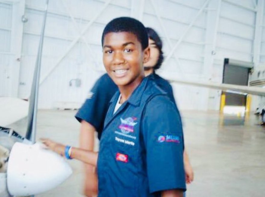 ninaturner's tweet image. Today is Trayvon Martin’s birthday, he would be 27. He should still be here.

I’m sending prayers to his family.