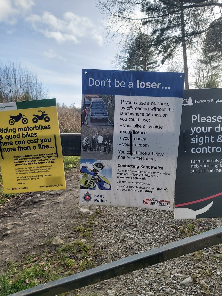 KentPoliceCbury's tweet photo. The #LocalPCSO for Barham has been out patrolling the woods and surrounding areas this afternoon, after a report of nuisance bikes last weekend. #RuralMatters #KeepingCanterburySafe CM https://t.co/GIwMLFJ9TU