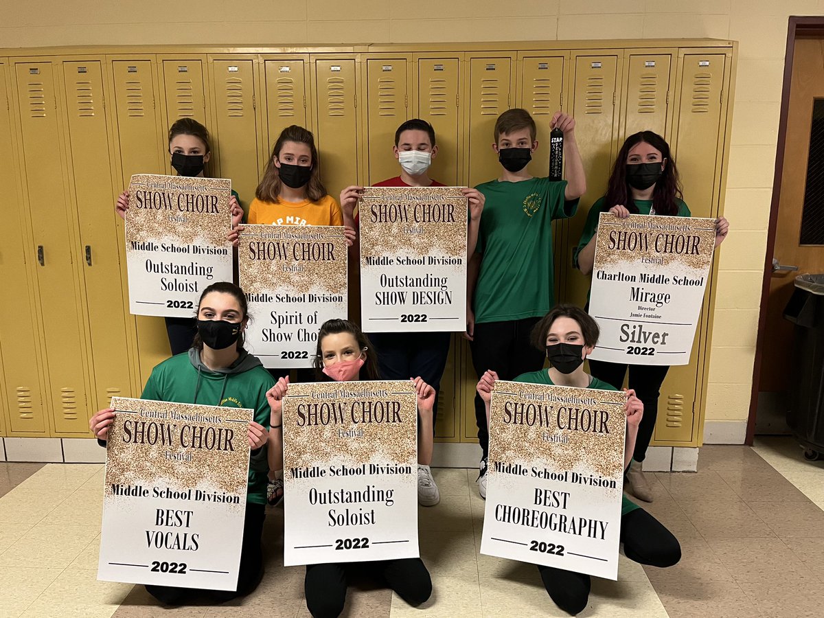 BPPrincipalVT's tweet photo. Super proud of our Show Choir students as they won over the fans today in thier 1st LIVE performance in a long time! Way to go, CMS Mirage! @cms_grizzlies @cms_mirage #Mirage #TeamWORK! Keep up the great work. 💪🎯🎯💪 https://t.co/K177yc8y3H