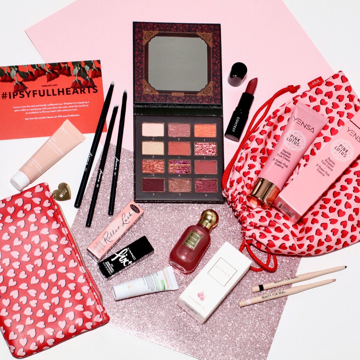 BeautifulWhims's tweet photo. Happy Valentine's Day with @IPSY #IpsyPartner Loving their February box!  #BEAUTYBOX https://t.co/AU2POcLkV8