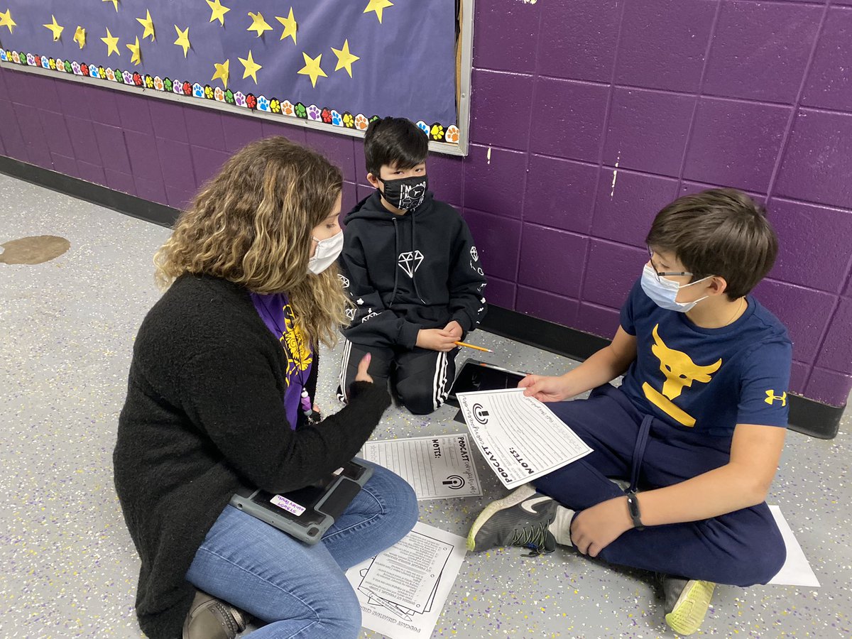 mrskralis's tweet photo. A few of my fav pics from our #AppleLearningExperience yesterday! Students used GarageBand to create a podcast on the perspective of the book Henry’s Freedom Box. Thank you to ALL the coaches &amp; admin for your support in making this happen. We had so much fun! #KomenskyLionPride https://t.co/UuhIXqEAop