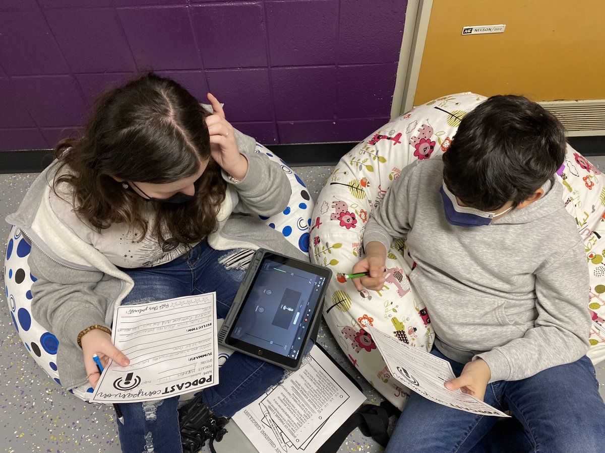 mrskralis's tweet photo. A few of my fav pics from our #AppleLearningExperience yesterday! Students used GarageBand to create a podcast on the perspective of the book Henry’s Freedom Box. Thank you to ALL the coaches &amp; admin for your support in making this happen. We had so much fun! #KomenskyLionPride https://t.co/UuhIXqEAop