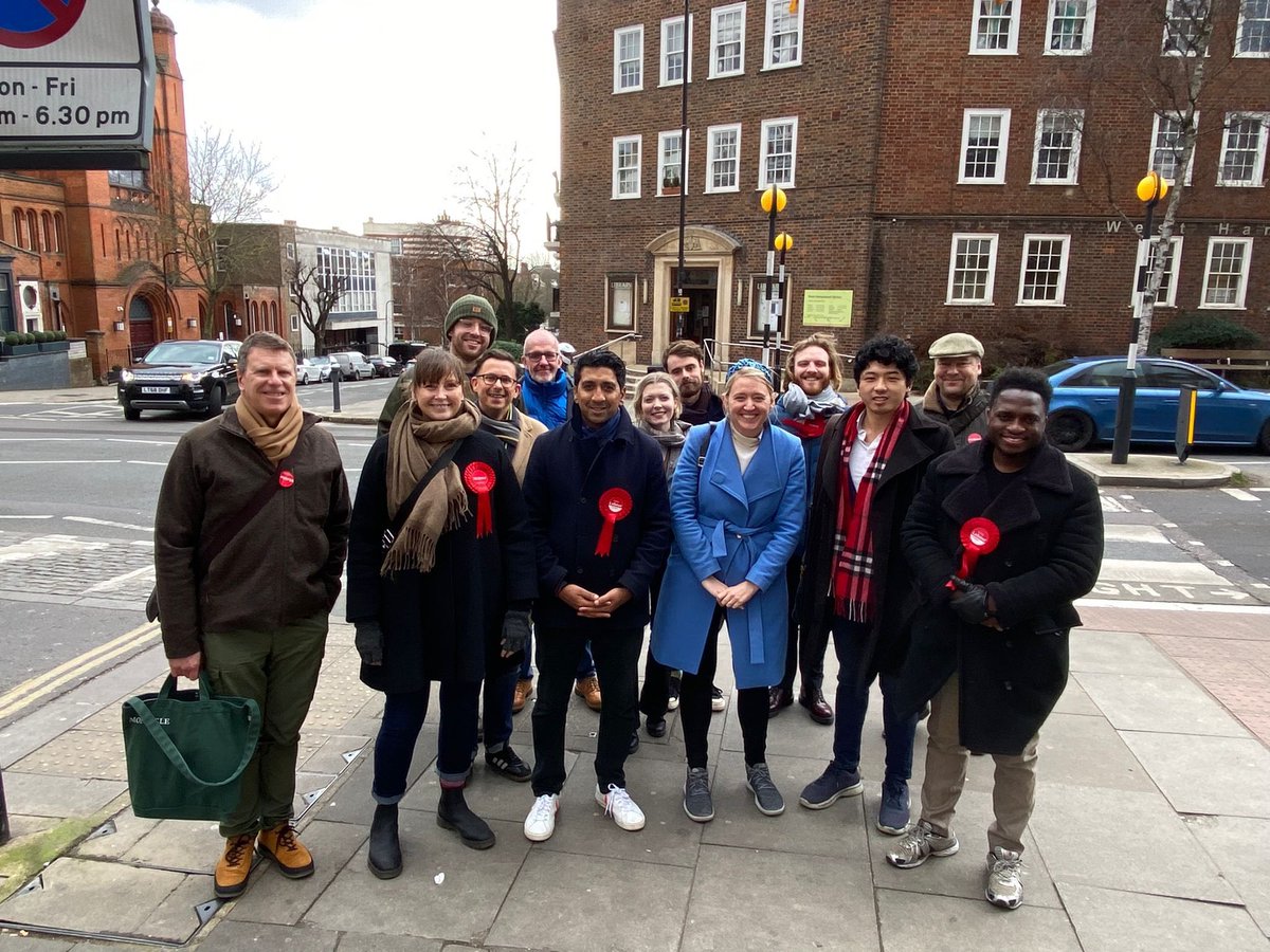 mikekatz's tweet photo. Great - if chilly - session talking to West Hampstead voters with our excellent @CamdenLabour cllrs & candidates @shazknit @Nazma_16_Rahman @ShivaTiwariNW6 this afternoon.
#labourdoorstep #whamp https://t.co/bQFCf5aJru