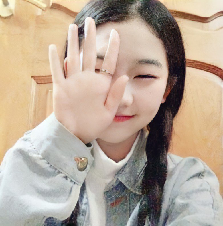 [🔗] 220205 ภาพพรีเดบิวต์ของคาริน่าได้ขึ้นเทรนบนเว็บไซต์ Daum โดยมีผู้เข้าชมถึง 40,000 ครั้ง

- เธอมีหน้าตาที่ดีตั้งแต่เธอเรียนอยู่ชั้นประถมศึกษา
- จีมินคือพระเจ้า
- เธอได้รับการติดต่อจากสตาฟของเอสเอมผ่านอินสตาแกรม

©YJMFEED 
#KARINA #카리나 <a href="/aespa_official/">aespa</a>