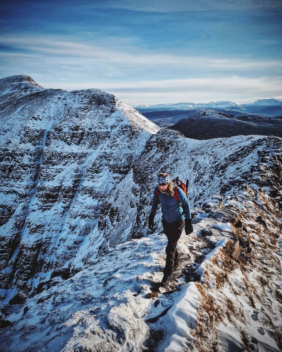 📷 @rivers__and_roads

We love Snow days ❤ 

#hiddenscotland #lovescotland #scotlandshots #simplyscotland #ukshots #testedtough #thisisscotland #ukhikers #livemorenow #neverstopexploring #sprayway #snow #mountains #mountainequipment #adventure #hiking #yourhikes #trekmates
