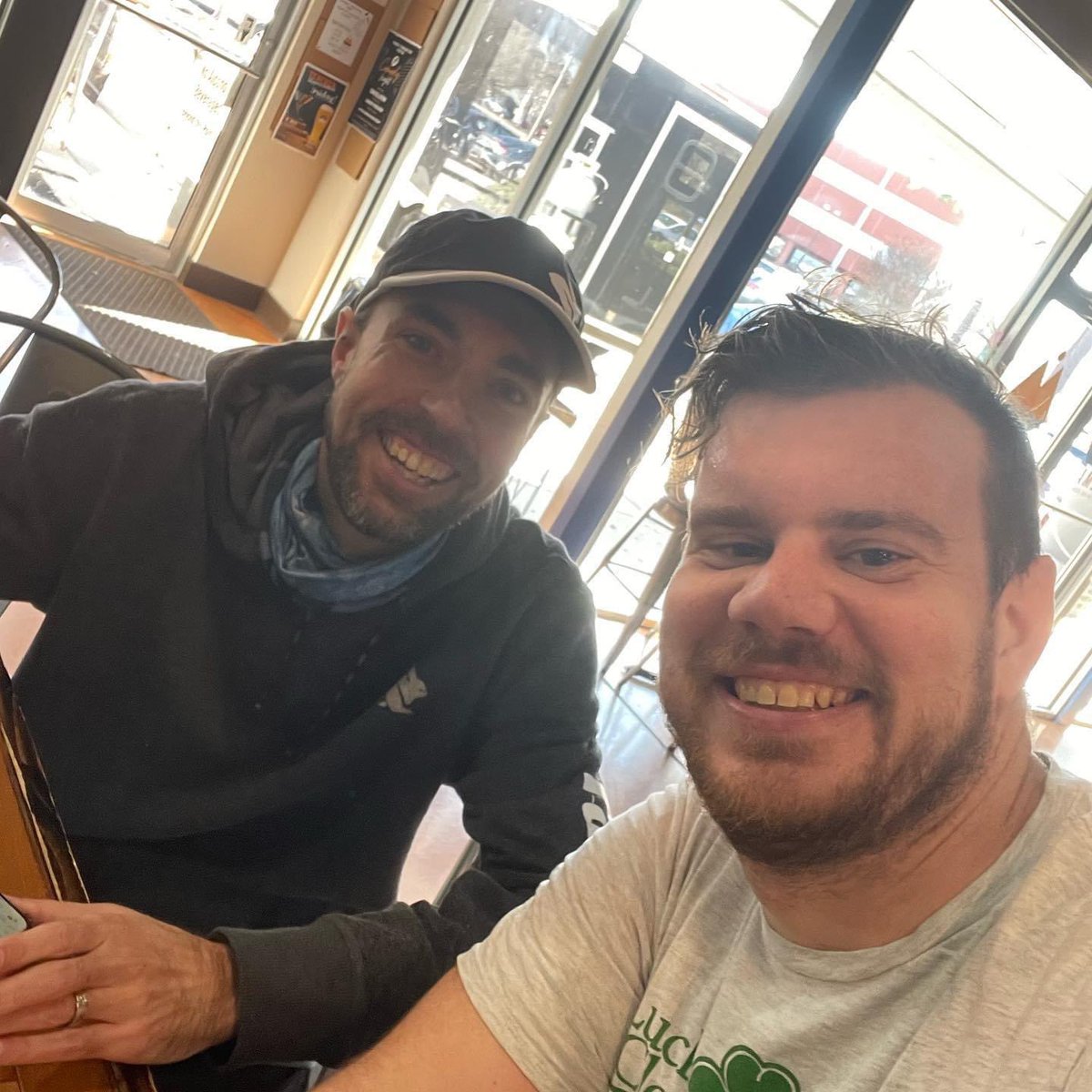 rcwbxc13's tweet photo. Had a blast pacing good buddy of mine through his 20k progression. Now time for post run refreshments 

#longrun
#rabbitELITE https://t.co/DktvE47jG4