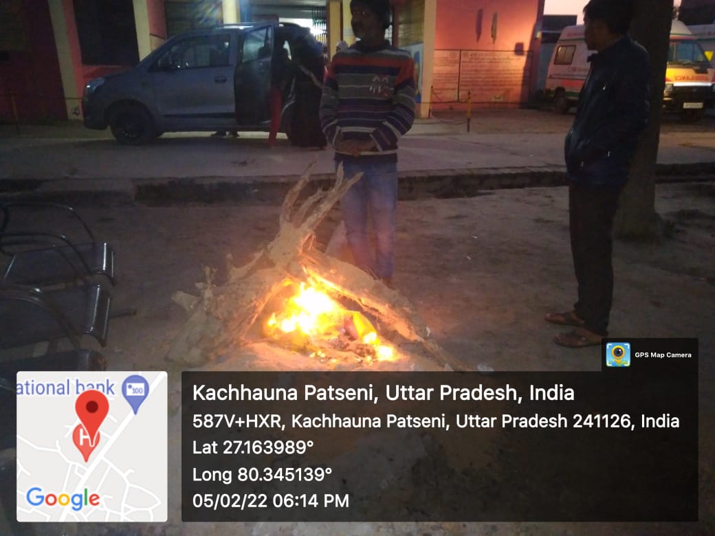 sitapurlivenews's tweet photo. #हरदोई: शासन एवं जिलाधिकारी के आदेशानुसार नगर पंचायत कछौना पतसेनी में  ईओ रेणुका यादव द्वारा शीत लहर से बचाव हेतु विभिन्न सार्वजनिक स्थानों पर अलाव की व्यवस्था सुनिश्चित करायी गयी। @NagarVikasUP @UPGovt @ChiefSecyUP @InfoDeptUP @RenukaSkumar2 https://t.co/Y3waN0POv7