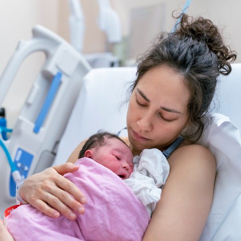 Skin-to-skin contact is a technique of newborn care where #babies are kept chest-to-chest and skin-to-skin with a parent, typically their #mother. At our #birthcenter, we encourage skin-to-skin contact and bonding immediately. bit.ly/3s5PlqD