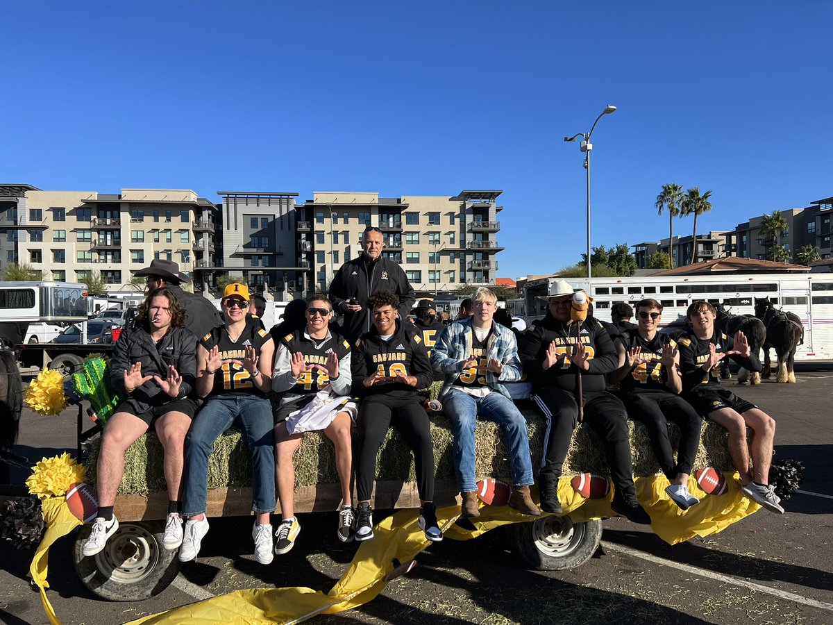 Saguaro_HS's tweet photo. Our State Champion @saguarofootball team is loaded up on the wagon ready for the Scottsdale #ParadaDelSol Parade. #SagU #Family @SaguaroSUSD @ScottsdaleUSD https://t.co/w5Hcr4bBF2