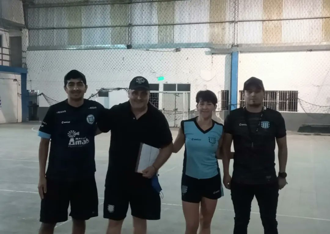 Un nuevo desafío! 

El Femenino también vuelve a la Liga Chascomunense, donde supieron ser Tricampeonas cuando se jugaba en cancha de 7.
El objetivo es campeonar, pero esta vez en cancha de 11.

Vamos las pibas! 💪