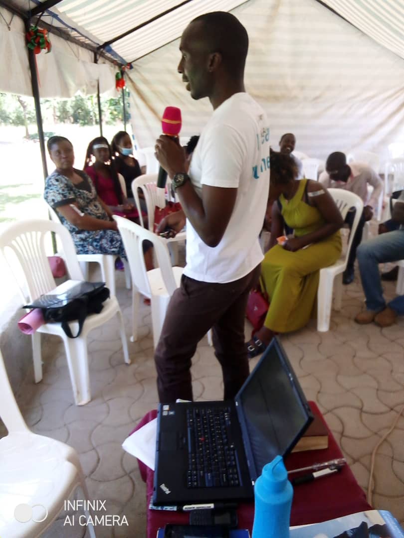 DorcusRose's tweet photo. @DIGNIFIED_ug 
Happening @Dignified now 
Training and skilling our community in the business world to ensure a dignified, sustainable livelihood.
Thanks to all our partners.
#restoringhopefreedomandlife https://t.co/EPpCZnAgiq