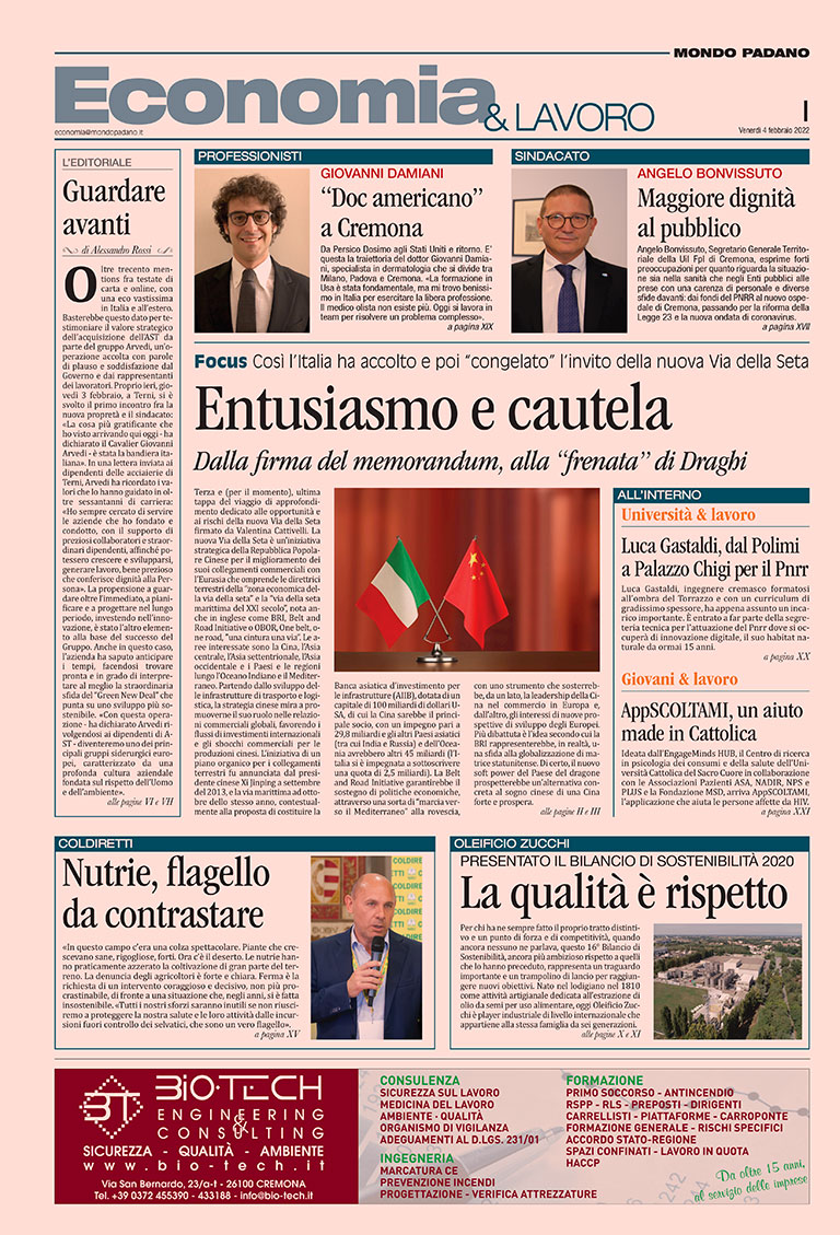 mondopadano's tweet photo. #MondoPadano è in edicola con una nuova ricchissima edizione. La prima pagina del dorso #economia, dedicata all'ultimo capitolo del viaggio lungo la nuova Via della #Seta firmato da Valentina #Cattivelli.
https://t.co/pqfMXDrxLQ https://t.co/7x0J8mlpIc
