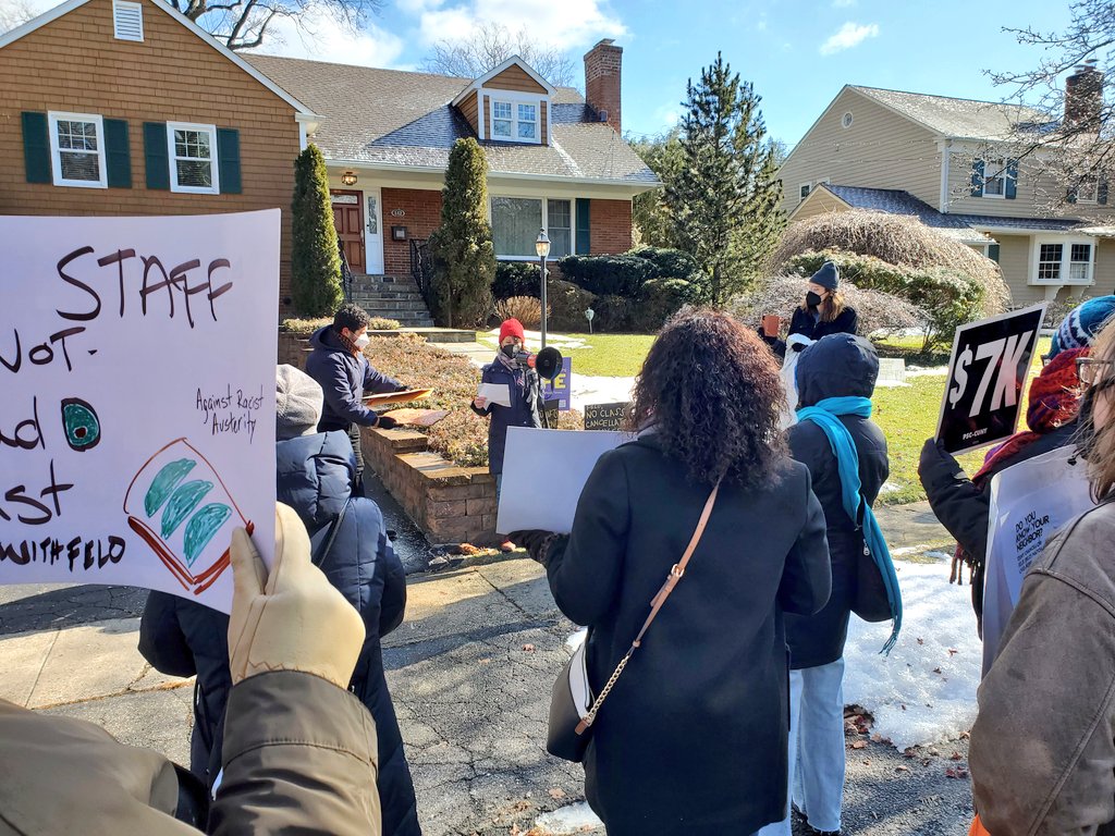 RanknFileAction's tweet photo. Powerful statements from students and @PSC_CUNY members. @ChancellorCUNY is responsible for gutting the lives of students and adjuncts! #BrunchWithFelo https://t.co/DV7Mj6qXgD