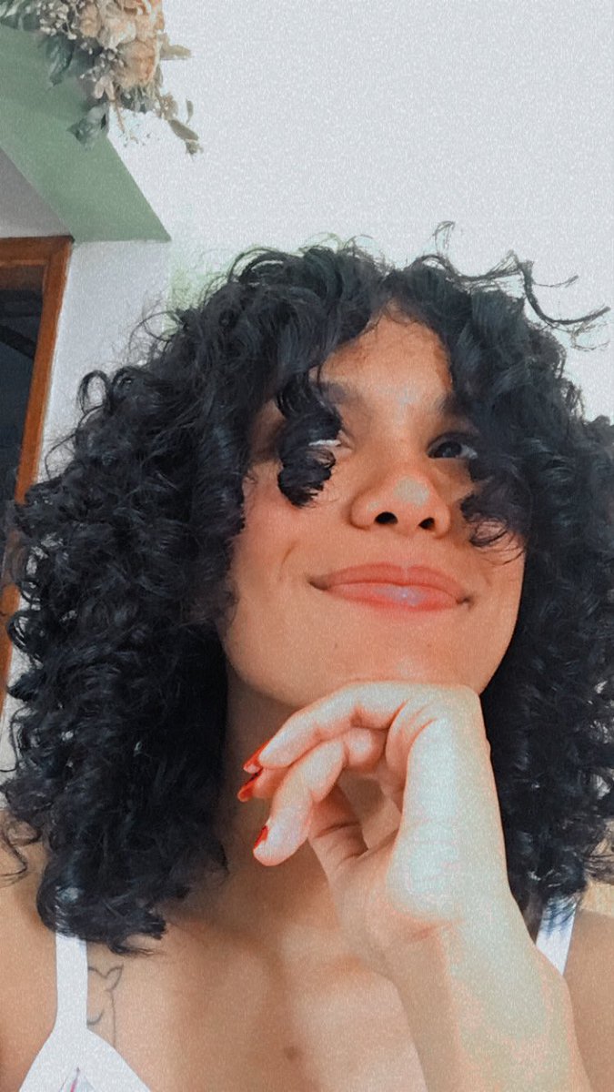 variant12_'s tweet photo. me corte el pelo 🥺 https://t.co/BpeKmGvjyS