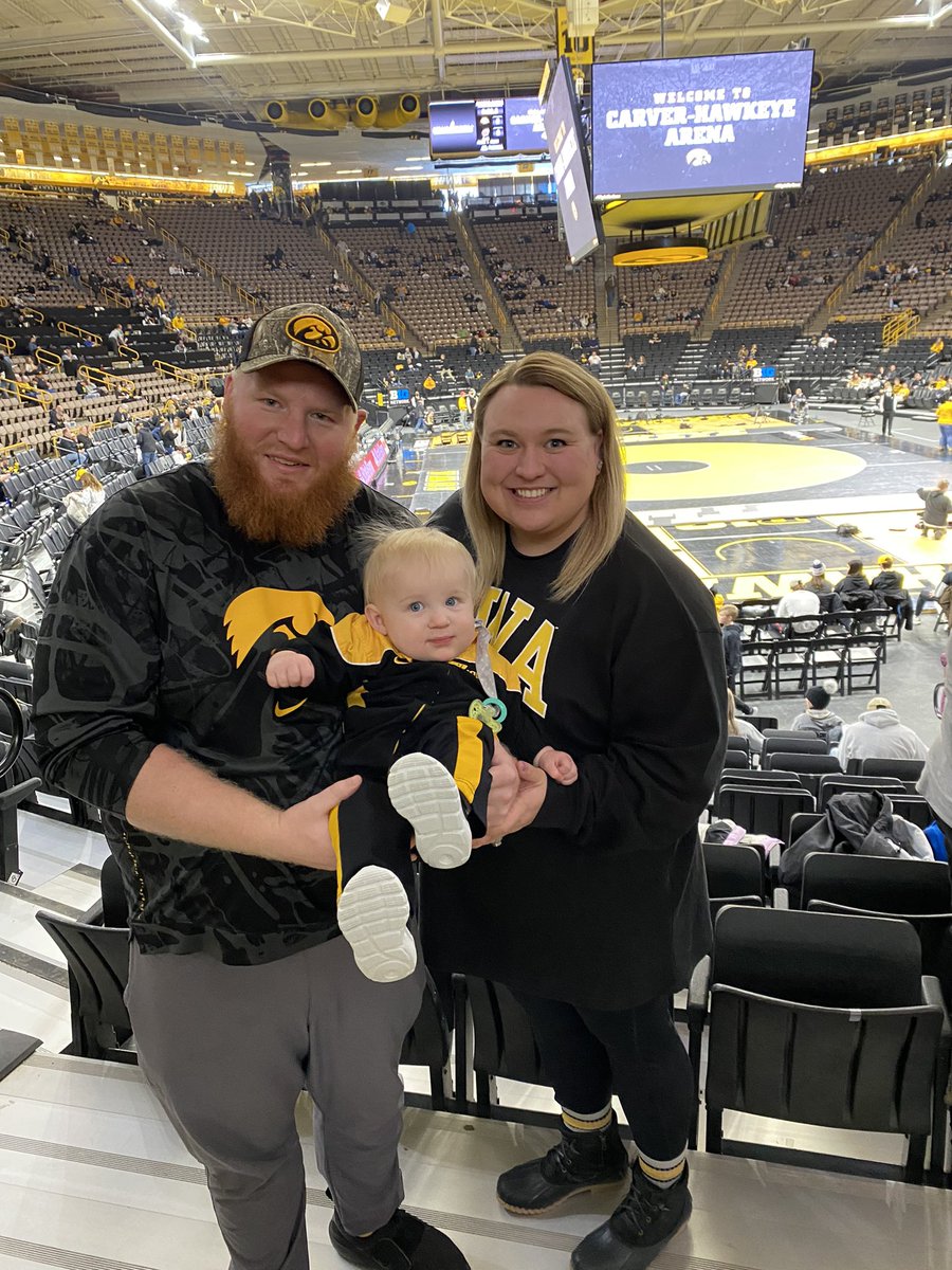 bonner_ash's tweet photo. Celebrating turning 11 months old by cheering on the Hawks! 💪🏼🖤#FightForIowa https://t.co/M7FZZxCwOP
