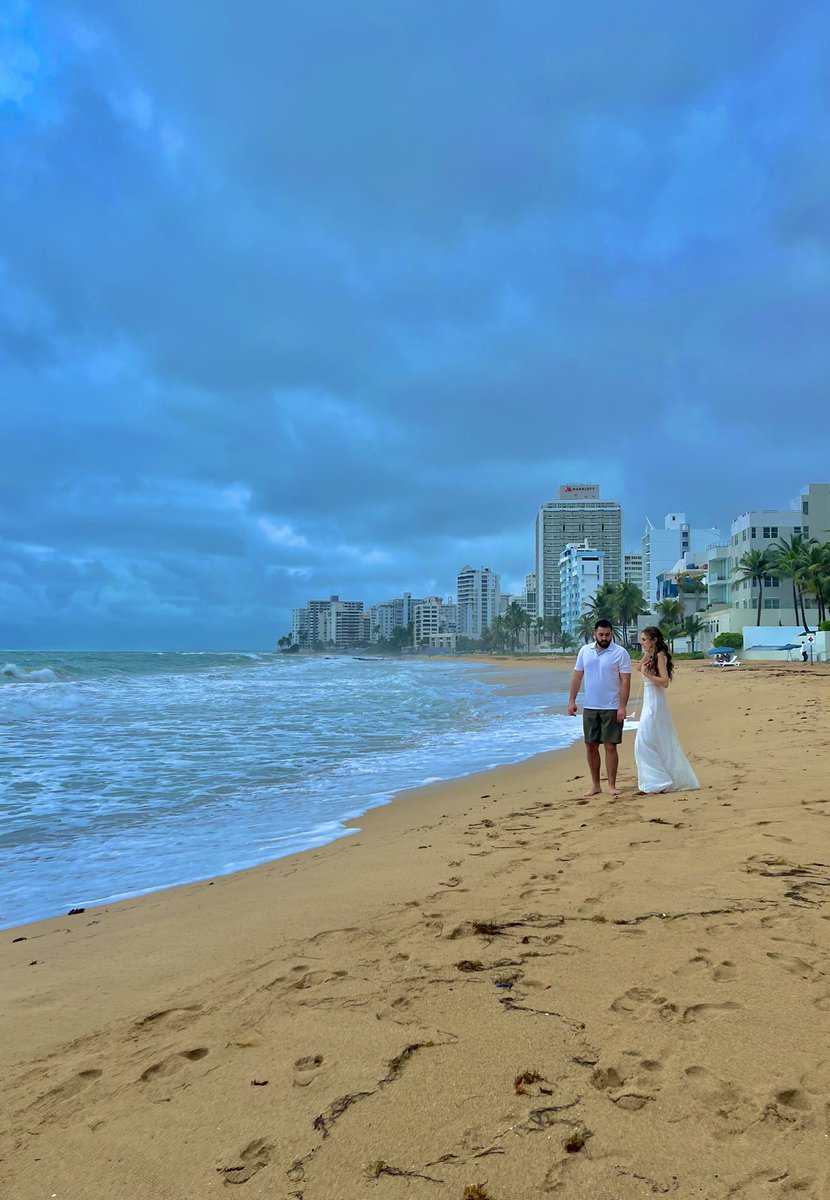 Nicohl's tweet photo. Engagement Session ✅ 
#beachsession #engagementphotoshoot #LoveStory #PuertoRico #RainyDay https://t.co/ikAk9ON6HQ