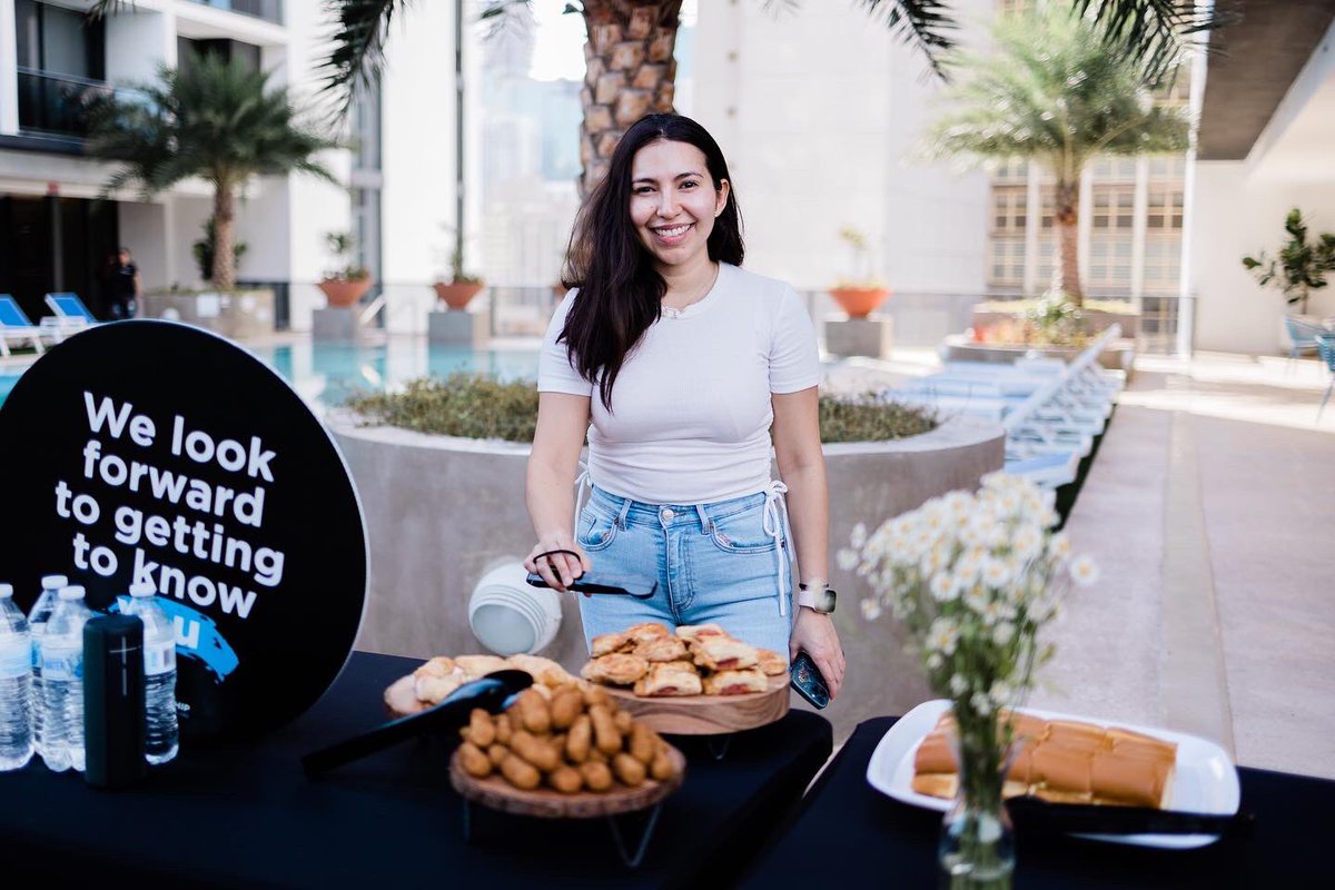 CFMiami's tweet photo. Serve Saturday was a huge success! We’re so grateful for everyone who joined us this morning to serve their communities, showing them the love of Christ. ❤️
Swipe 👉 to take a look at a few of our favorite moments from today!
#InTheCommunityWithCF https://t.co/HnMOz2nSdm