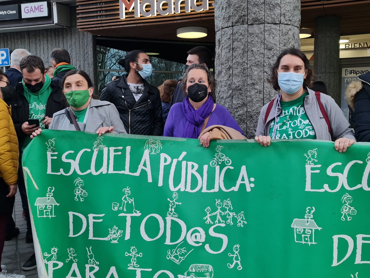 📌<a href="/asambleamadrid/">Asamblea de Madrid</a> aprueba la #LeyMaestra
❌Lamentamos que se olviden de la inclusión real, es una ley segregadora y consolida exclusivamente la Concertada
❌No reduce ratios, no aumenta inversión, reduce recursos a la Pública, la de tod@s 
📢 Seguiremos <a href="/VenaMareaVerde/">Marea Verde Madrid ¡#MatricúlateEnLaPública!</a>