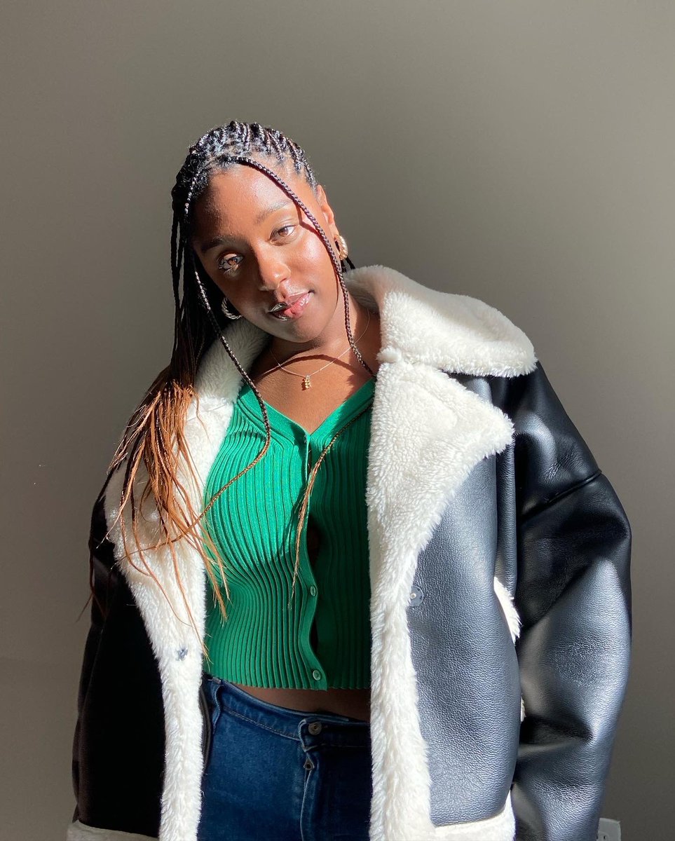 _angeannie's tweet photo. it’s a beautiful day to be a black woman https://t.co/0VAxahVzFF
