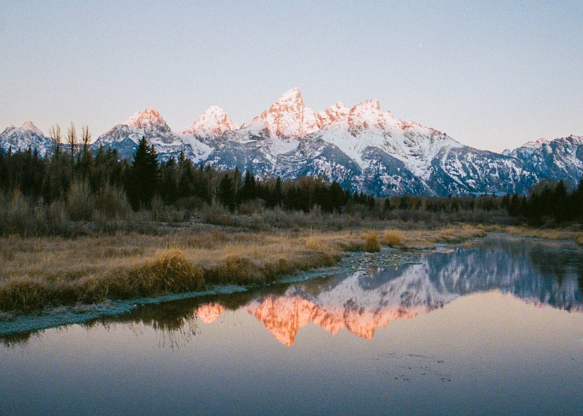 jakob_lr's tweet photo. photos I took in the mountains 🎞 https://t.co/f5ItrVgDUg