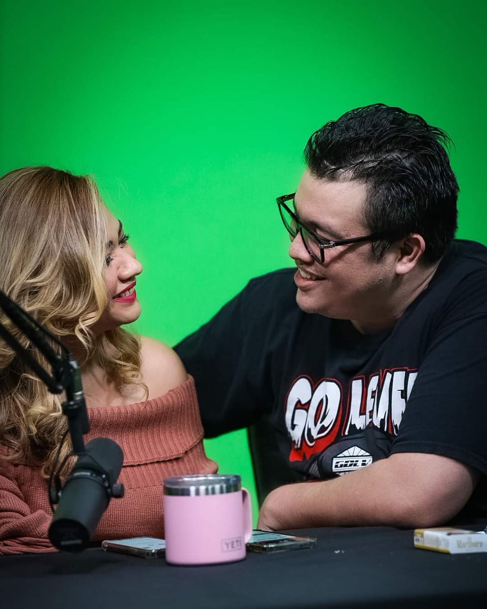 Feliz aniversario!!! 🎊🎉🎁❤️ A nuestra pareja favorita, que sigan siendo muchos años más de amor y felicidad... Los queremos mucho 🥰
<a href="/franco_esca/">Franco Escamilla</a> <a href="/GabySalaz04/">Gabriela Salazar</a>