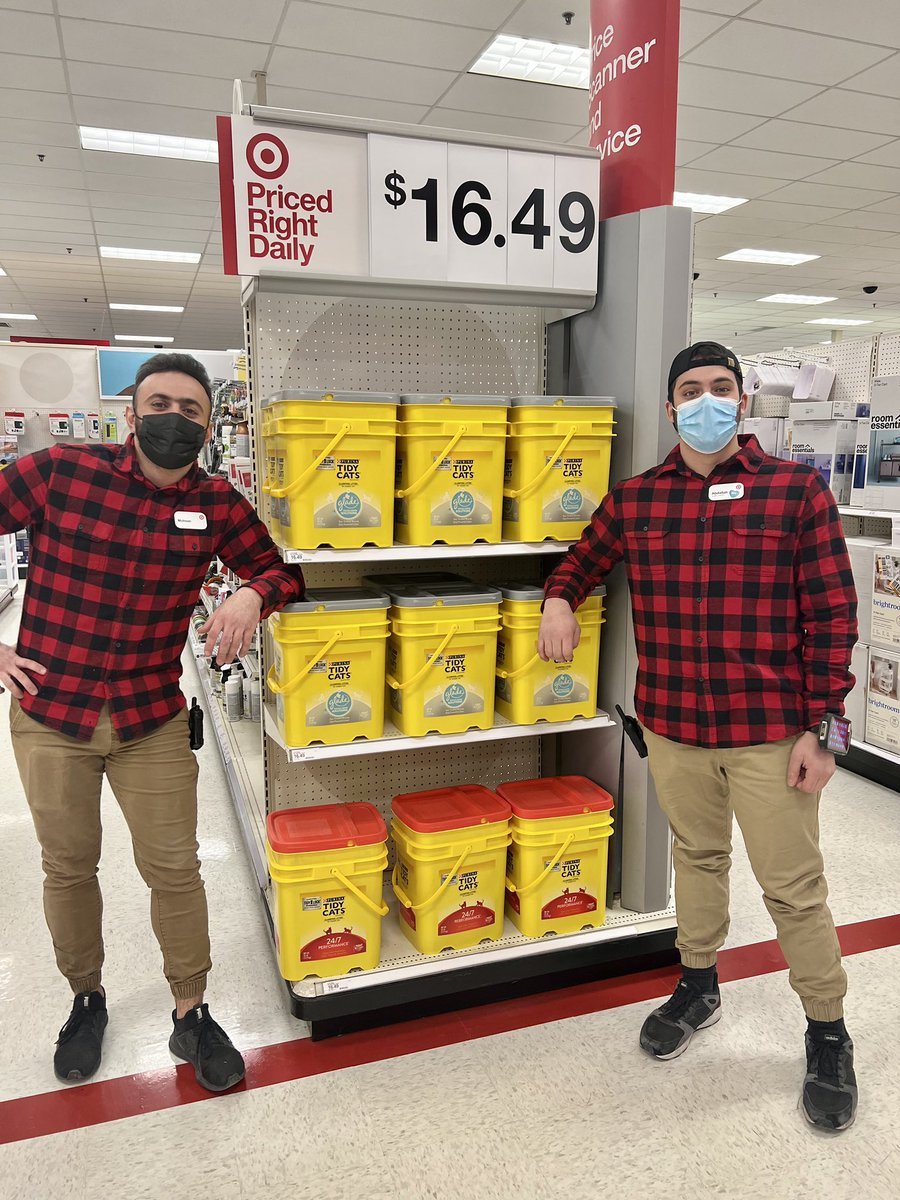Liz (@lizzyc1313) on Twitter photo These two bring the energy to GM everyday! Today they are twinning while crushing the truck! Thank you for all you do for #T0353 Abdallah and Mohsen! #CareGrowWinTogether! #DreamTeam <a href="/AmandaT0353/">Amanda T0353</a> <a href="/Bridget_Hughes9/">Bridget Hughes</a> @TGT_Tumminello <a href="/ChabanMo/">Chaaban</a> <a href="/AlainaAzar/">Alaina Neshewait</a> These two bring the energy to GM everyday! Today they are twinning while crushing the truck! Thank you for all you do for #T0353 Abdallah and Mohsen! #CareGrowWinTogether! #DreamTeam <a href="/AmandaT0353/">Amanda T0353</a> <a href="/Bridget_Hughes9/">Bridget Hughes</a> @TGT_Tumminello <a href="/ChabanMo/">Chaaban</a> <a href="/AlainaAzar/">Alaina Neshewait</a>