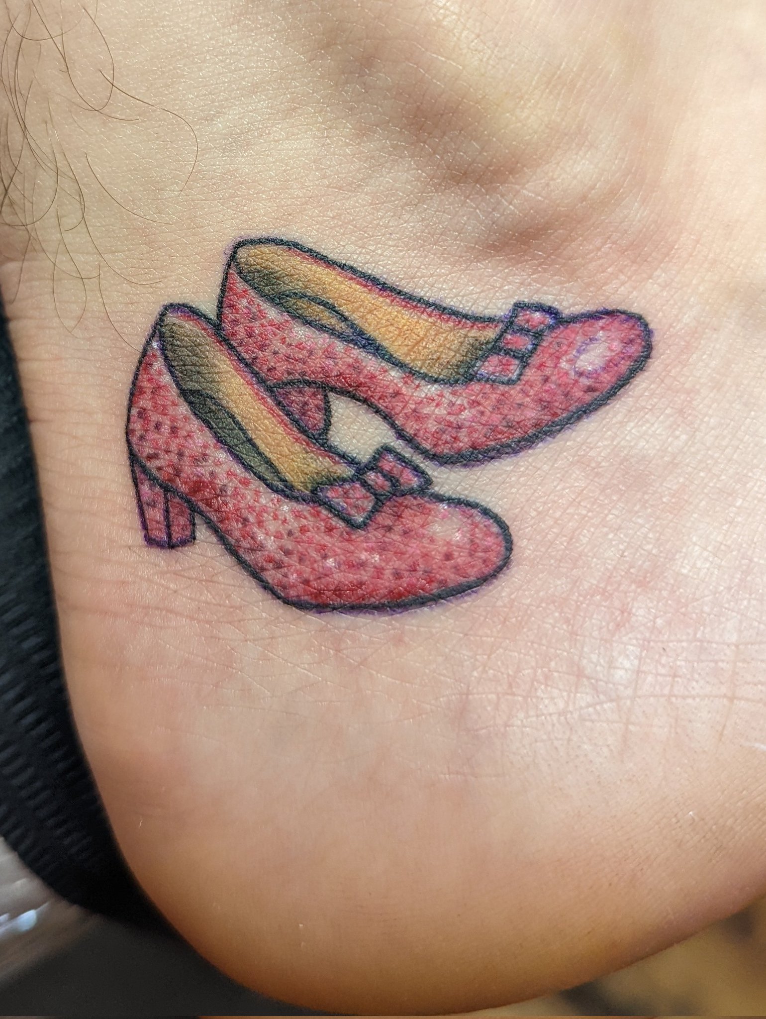 on Twitter: "Not gay in homosexual - queer as in I have a ruby slippers tattoo my ankle 🌈 #friendofdorothy #noplacelikehome #yellowbrickroad #wizardofoz #rubyslippers #myfirsttattoo https://t.co/6SfzZObam8" / Twitter
