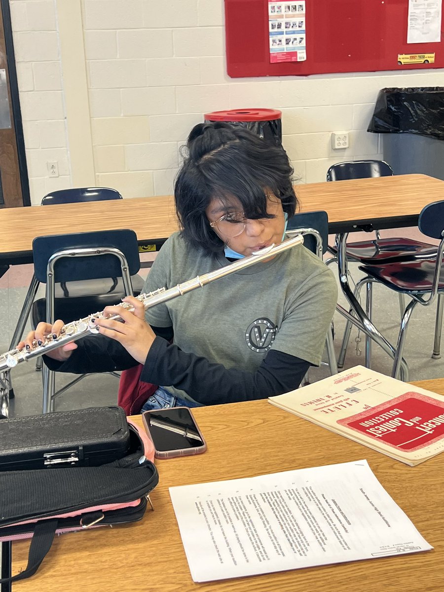 So proud of these two band students who auditioned for the South Jersey Junior High Honors Band today in Manahawkin! Crossing our fingers for good luck! #MusicMatters #auditions #beachatourbest <a href="/AntrimSchool/">Tara Weber</a> <a href="/ptbeachsuper/">Will Smith</a> <a href="/StecchiniM/">Michelle M. Stecchini</a> <a href="/MilesMichelle5/">Michelle Miles</a>