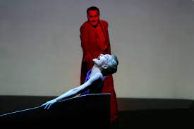 L'huppertréalisme tweet media