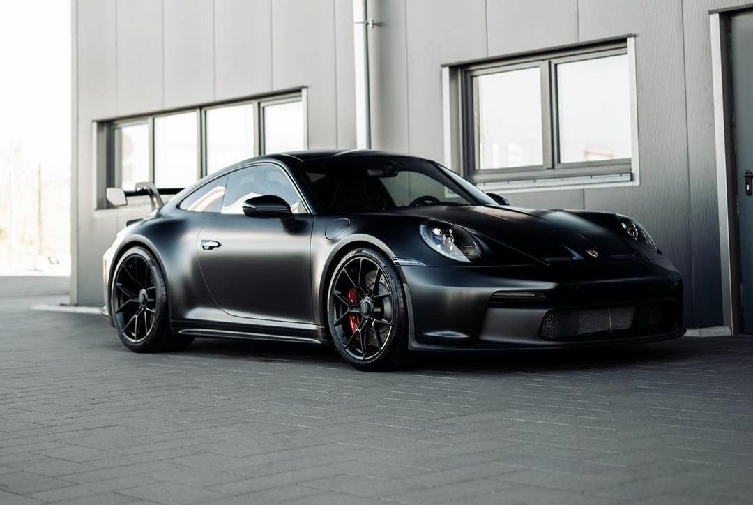 PorscheCIub's tweet photo. Stealth spec 992 GT3 https://t.co/EBUrrWe8kb